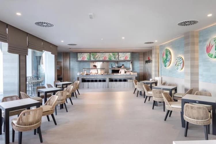 Bar, Hotel Riu Madeira - All Inclusive, Madeira