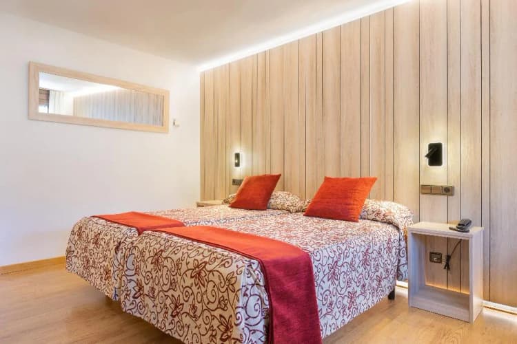 Double or Twin STANDARD Room, Eth Solan, Costa Brava