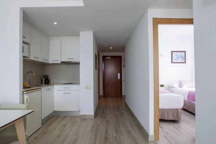 APARTMENT CAPACITY 4 TWO BEDROOMS Room, Cye Holiday Centre, Costa Dorada