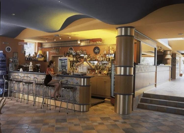 Bar, Kaliopa, Varna