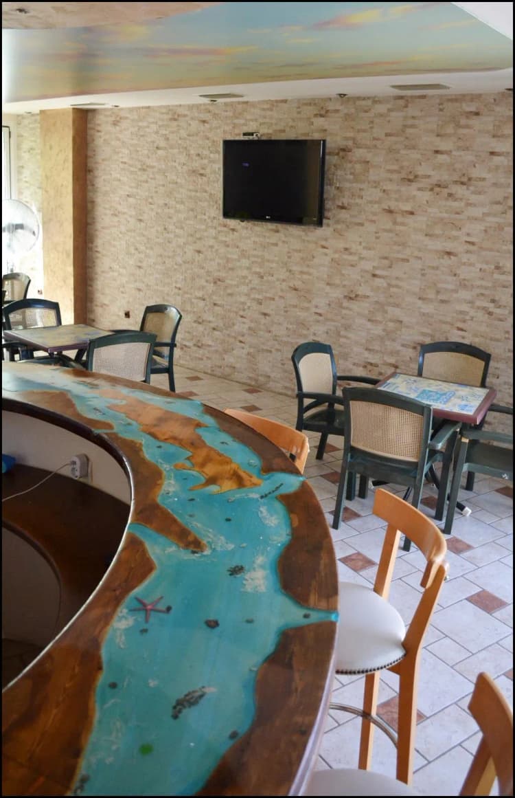 Bar, La Luna Apartments, Crete