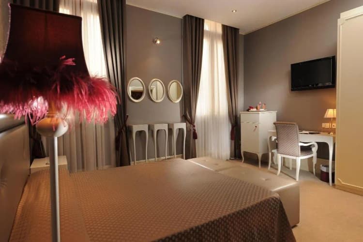 DOUBLE DELUXE Room, Ai Due Principi Hotel, Venice