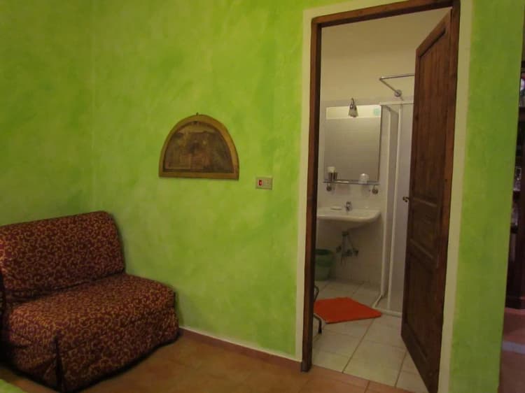 General view, Althea Rooms, Florence