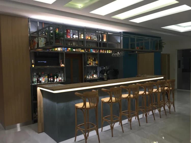 Bar, Voula, Crete