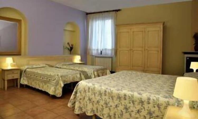 General view, Hotel Regina, Florence