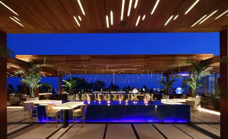 Bar, Four Seasons Hotel, Cyprus