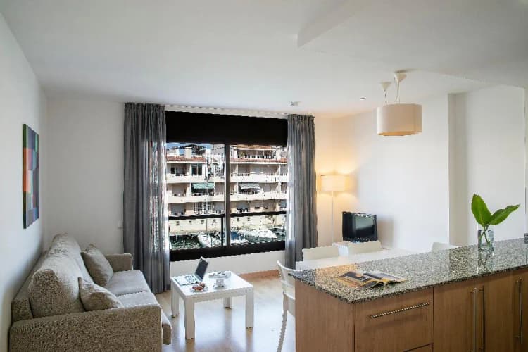 APARTMENT CAPACITY 4 ONE BEDROOM Room, Pierre & Vacances Empuriabrava, Costa Brava