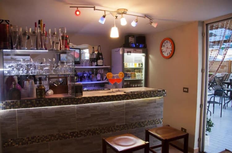 Bar, Residence Confalone, Naples