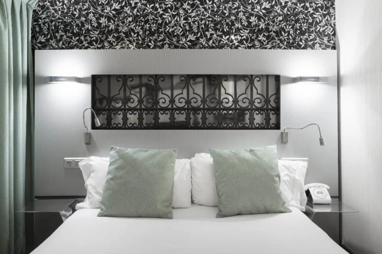 DOUBLE BASIC Room, Petit Palace Plaza Mayor, Madrid