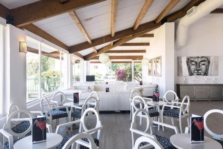 Bar, Garden Holiday Village, Majorca
