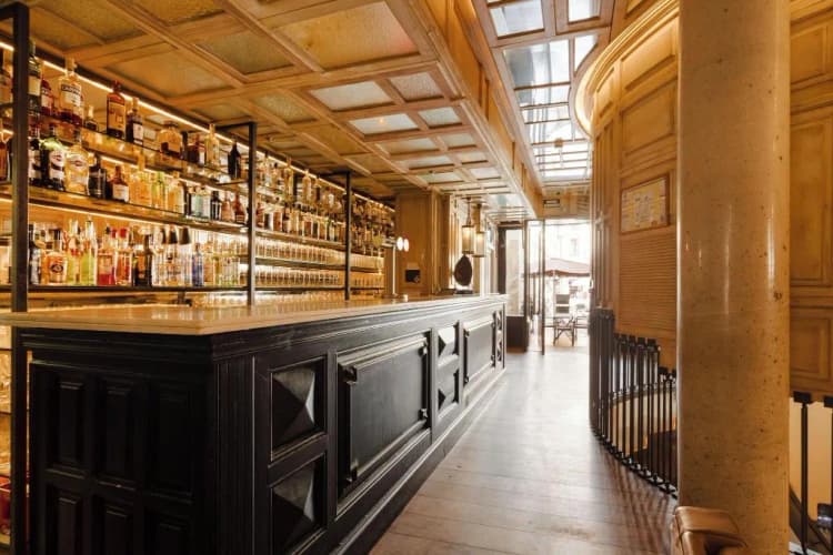 Bar, Do: Placa Reial, Barcelona