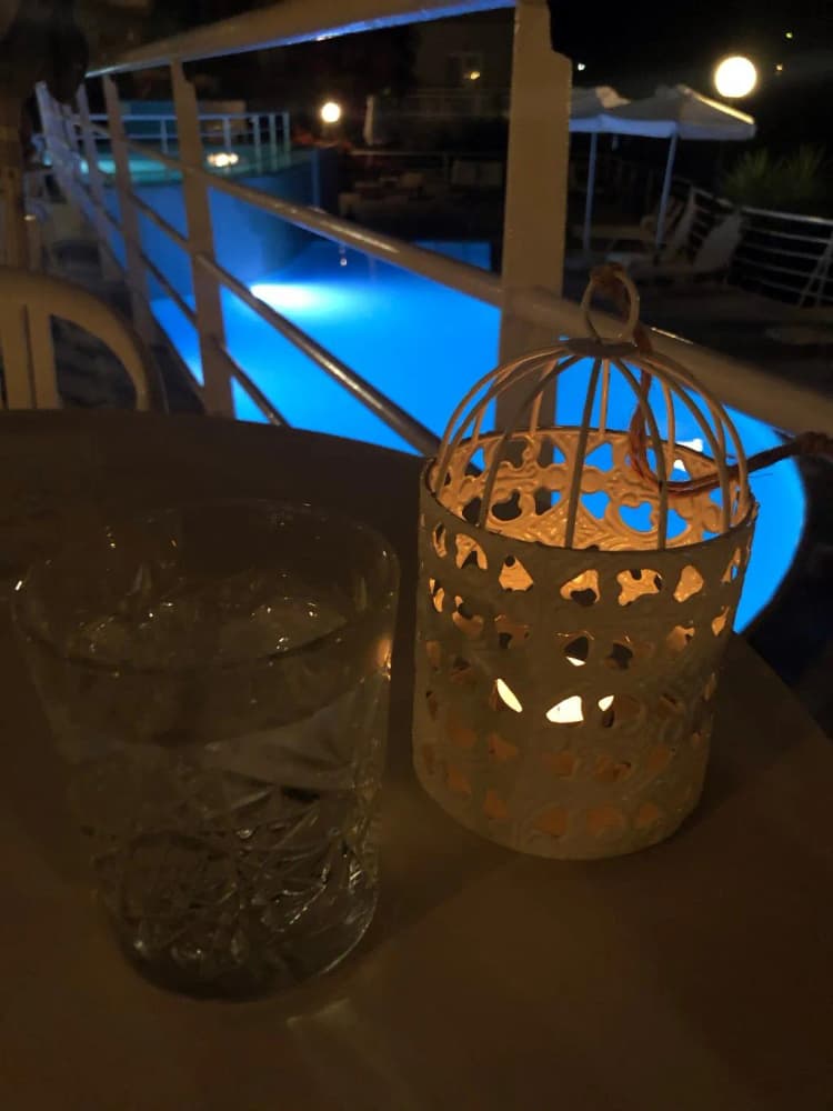 Bar, Pelagia Bay, Crete