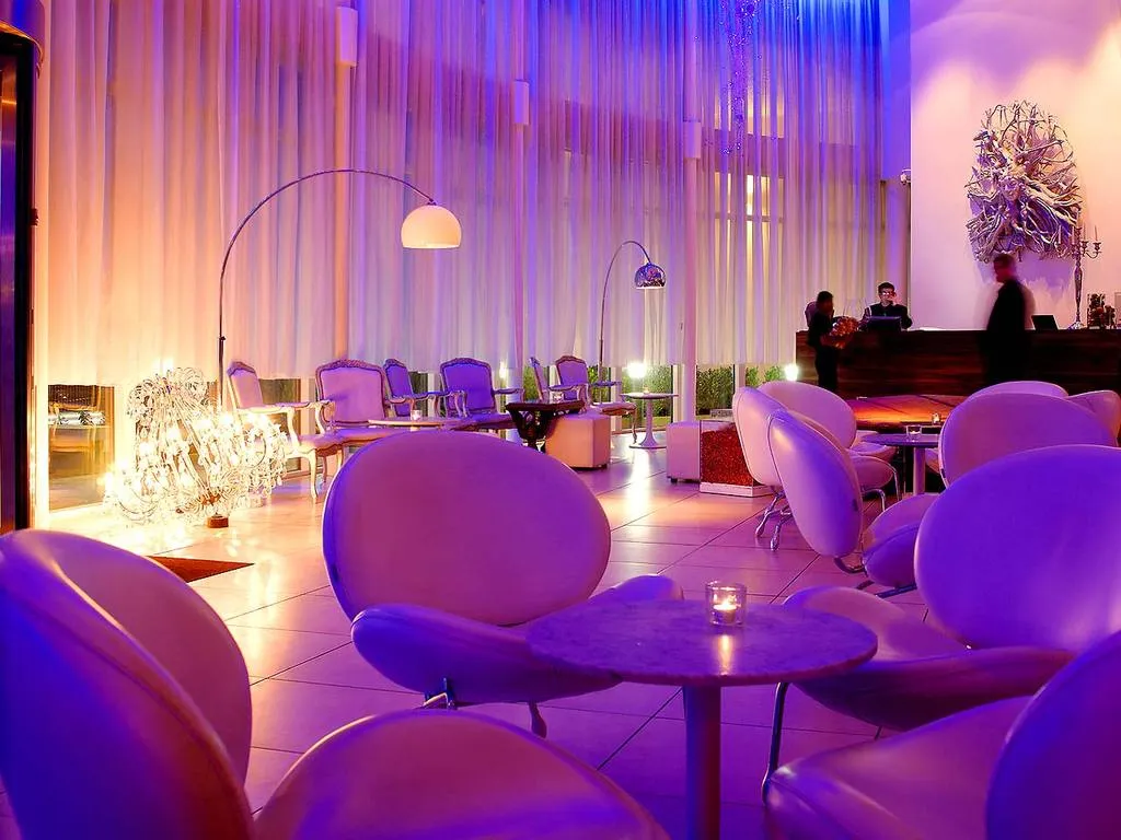Bar, The Beacon Hotel, Dublin