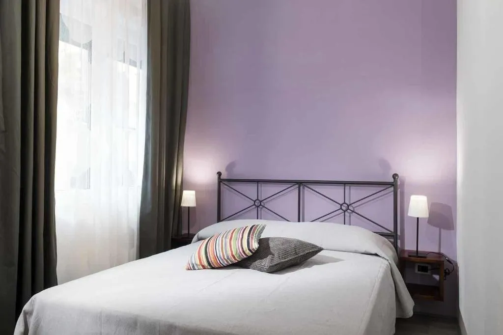 General view, B&B Sleep & Zupp, Naples