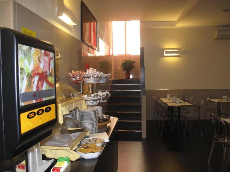 Bar, Mariano, Rome