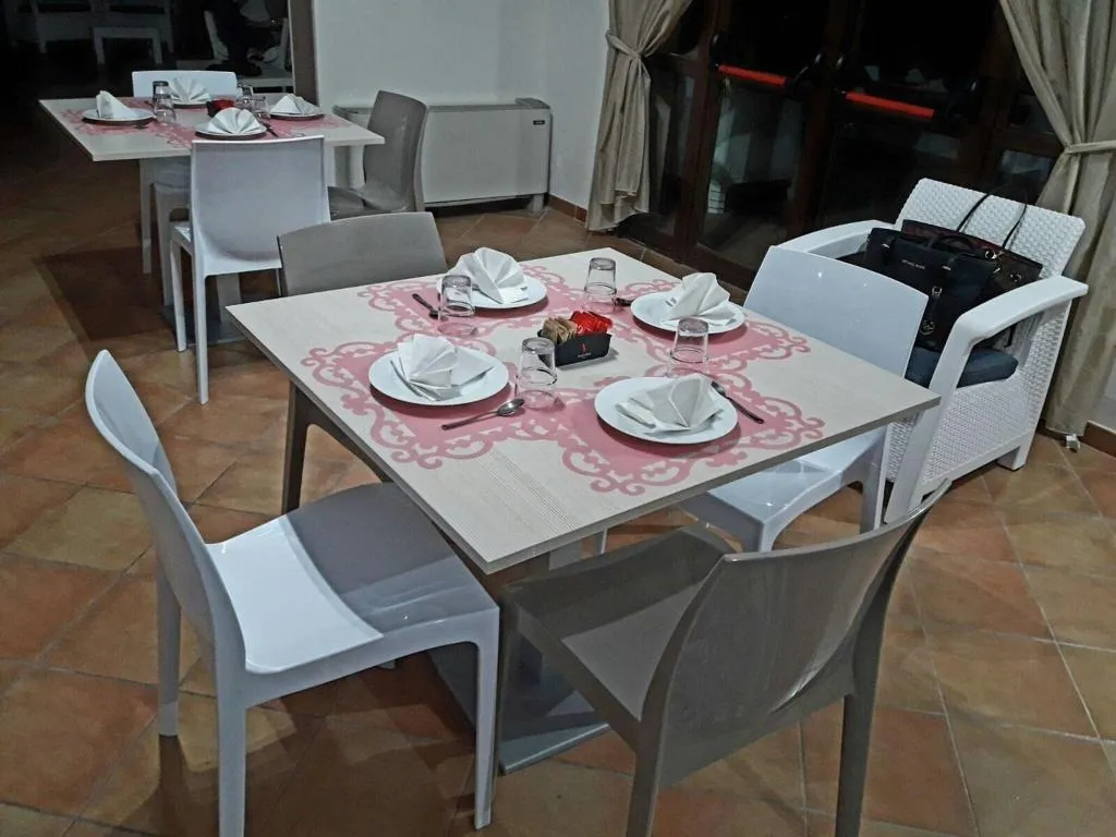 Bar, Achibea, Palermo