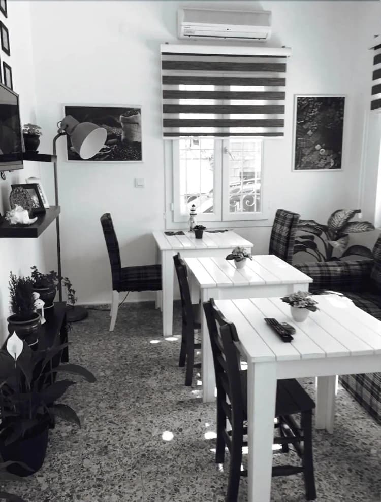 Bar, Agan Pansiyon, Dalaman