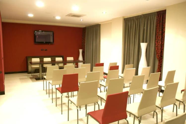 Conferences, La Isla Resort, Naples