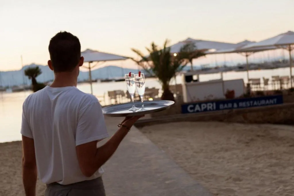 Bar, Capri, Majorca