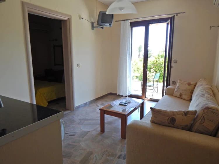 APARTMENT CAPACITY 3 ONE BEDROOM Room, Stella Bay, Samos