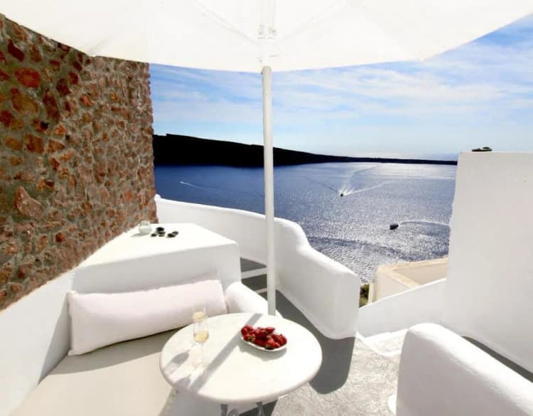 DOUBLE ECONOMY Room, Finesse Suites, Santorini