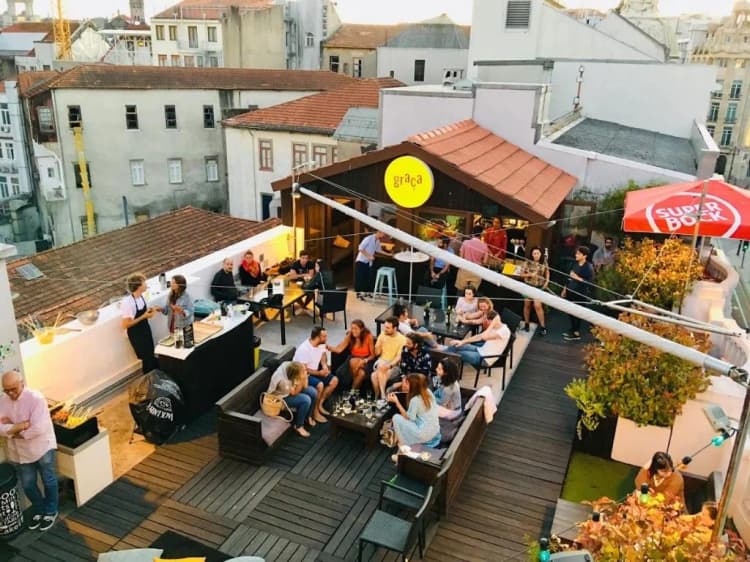 Bar, Rivoli Cinema Hostel, Porto