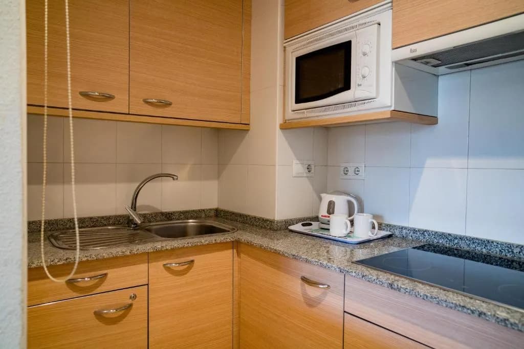 APARTMENT CAPACITY 1 Room, Compostela Suites, Madrid