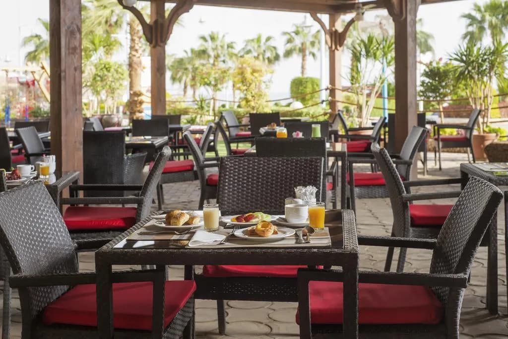 Bar, Porto Sokhna Beach Resort, Cairo