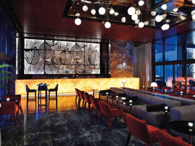 Bar, Grand Plaza Mövenpick Media City, Dubai