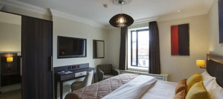 DOUBLE CAPACITY 3 Room, Hotel 7, Dublin