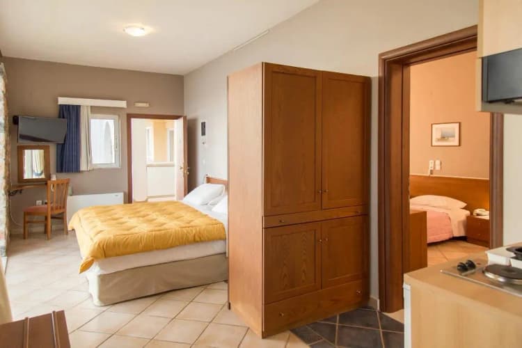 APARTMENT OCEAN FRONT TWO BEDROOMS Room, Elea Mare by GHH, Kalamata