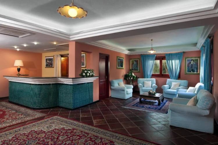 Lobby, Residence sos alinos, Olbia