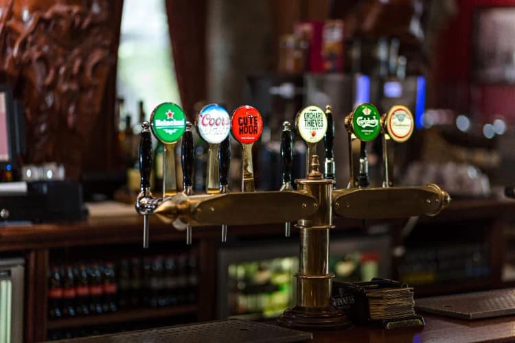 Bar, Sheldon Park Hotel & Leisure Centre, Dublin