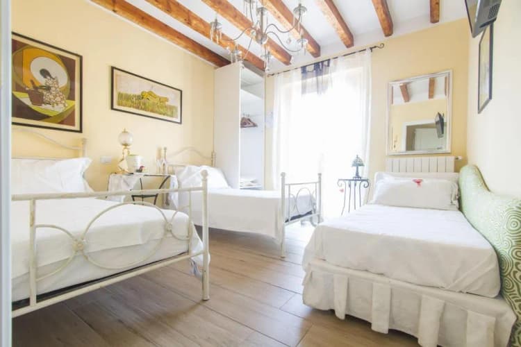 General view, B&B Antico Cortile, Milan