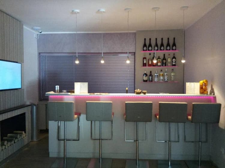 Bar, New Orly, Alghero