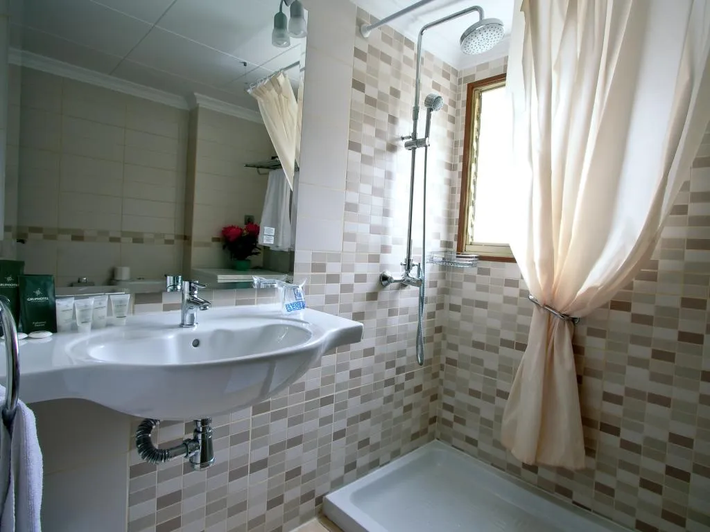 APARTMENT CAPACITY 2 TWO BEDROOMS Room, Ona Jardines Paraisol, Costa Dorada