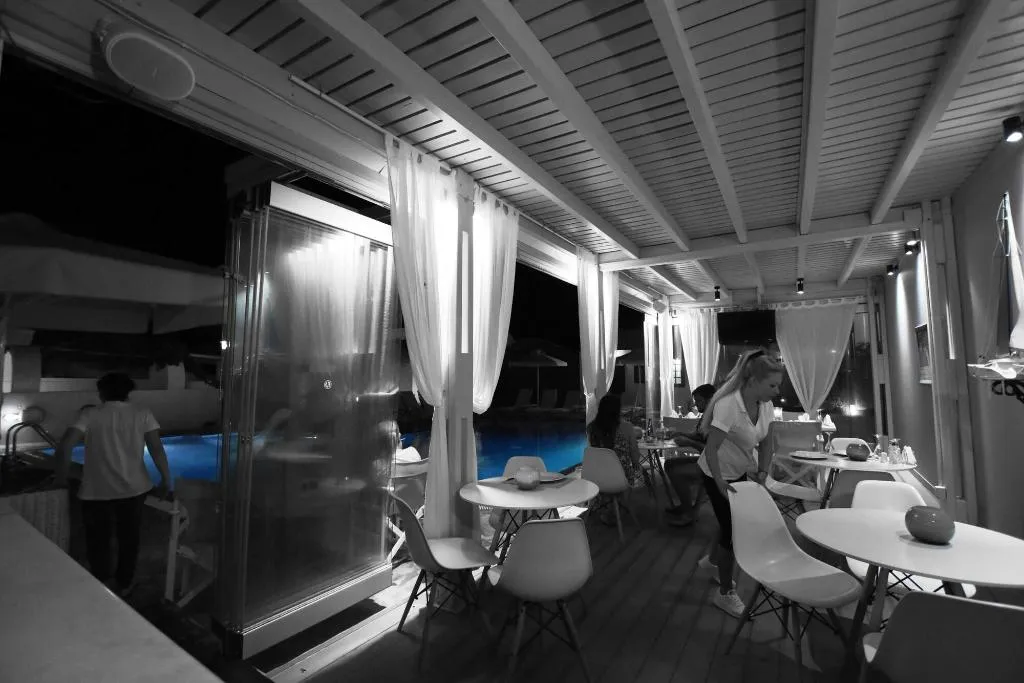 Bar, Rodakas Hotel, Santorini