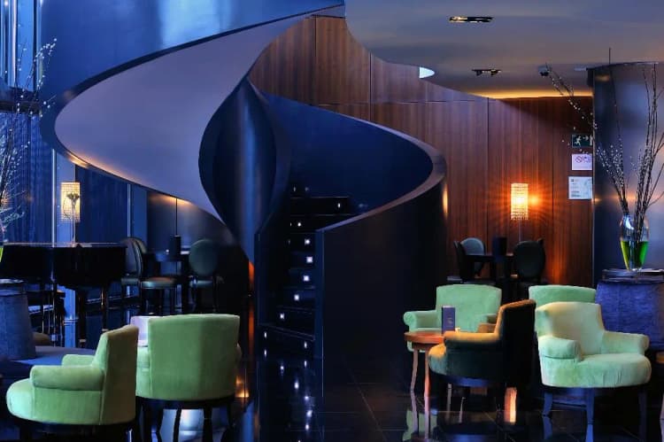 Bar, Eurostars Madrid Tower, Madrid