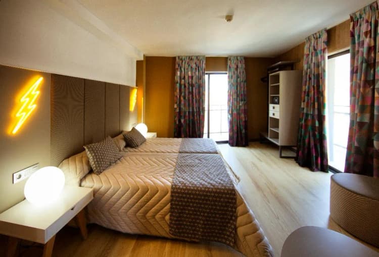 Double or Twin SUPERIOR Room, Hotel Cuco, Costa Blanca