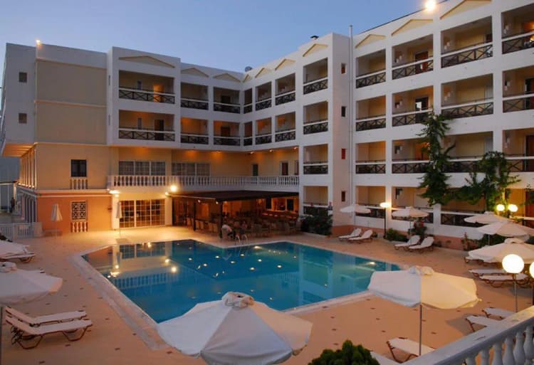 Pool, Hersonissos Palace, Crete