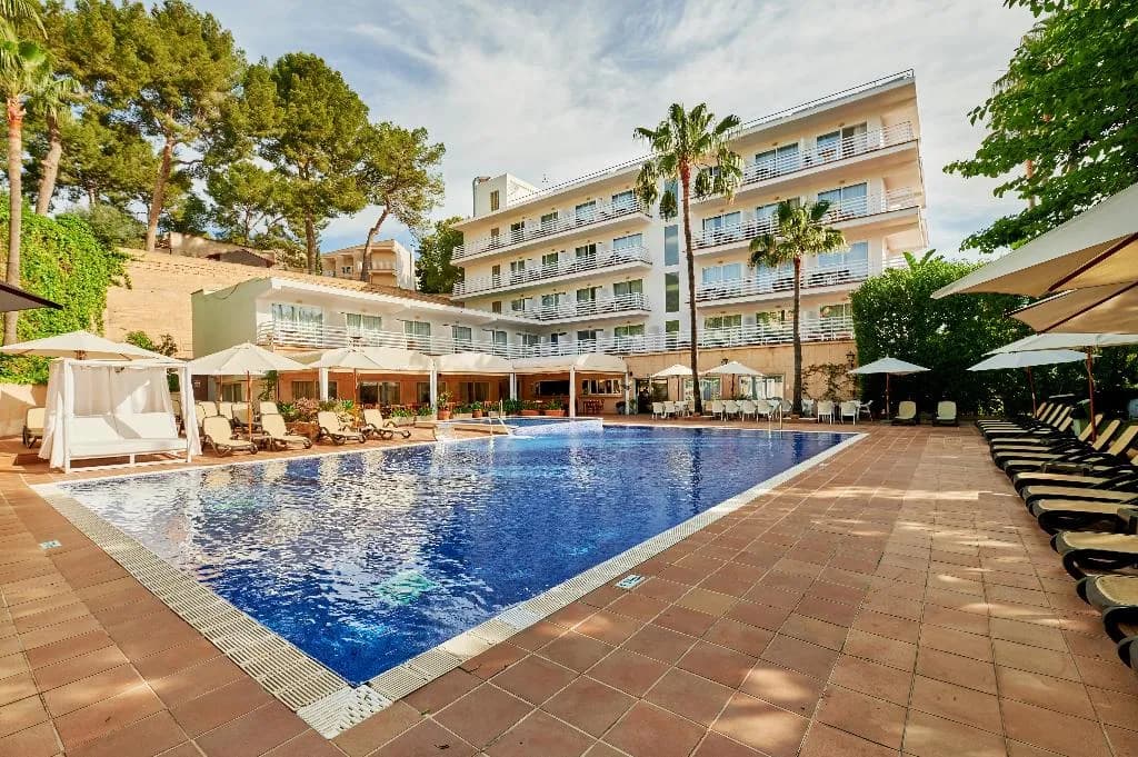Pool, ROC Oberoy, Majorca